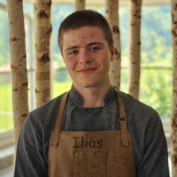 Ilias, Mitarbeiter in der Rosenhof Küche.