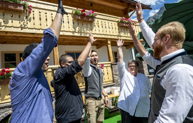 Gemeinsame Werte machen das Arbeitsklima im Rosenhof zu etwas Besonderem.