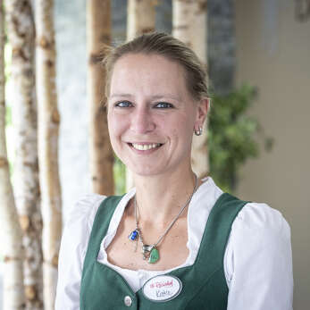 Kathrin, Rezeptionistin im Rosenhof.