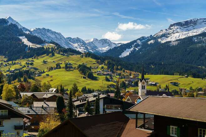 Wandern im Schwarzwassertal mit der Familie ab Hirschegg.