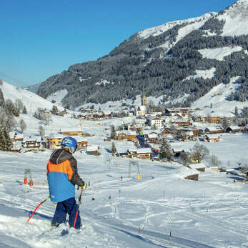 Skifahren im Kleinwalsertal.