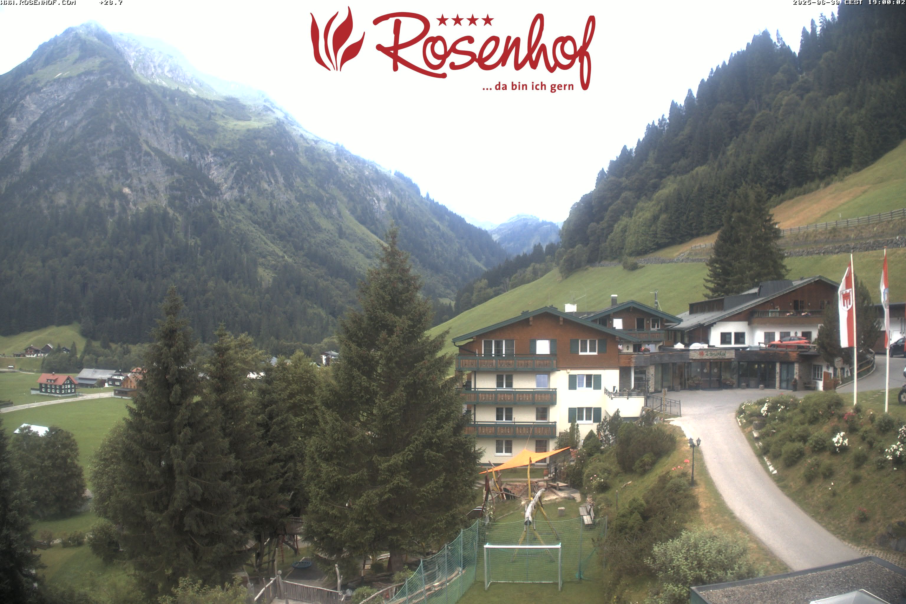 webcam.bild: Der Kleinwalsertaler Rosenhof