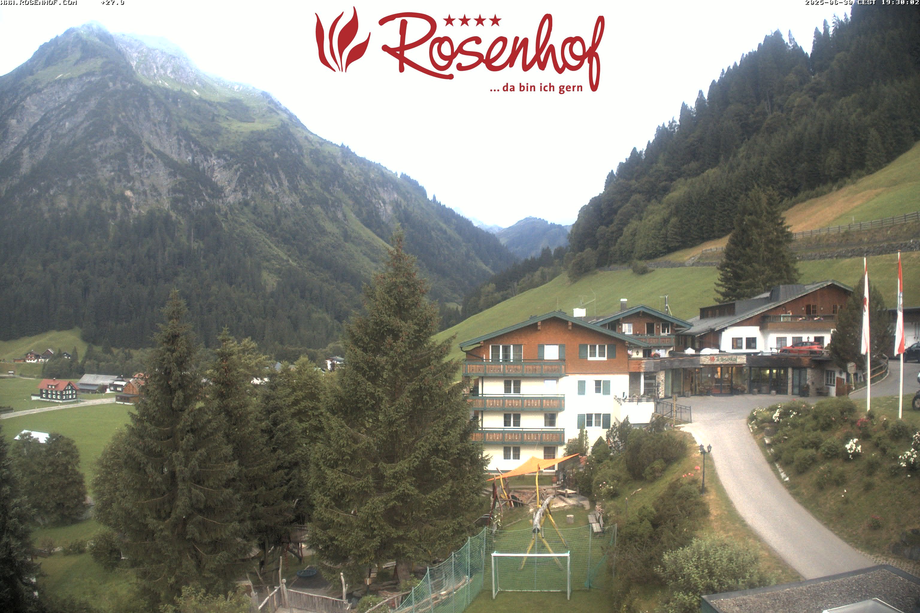 webcam.bild: Der Kleinwalsertaler Rosenhof